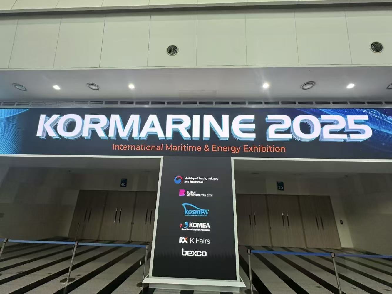 Participando da KORMARINE 2025: Demonstração de Correntes de Ancoragem Premium e Soluções de Amarração Offshore